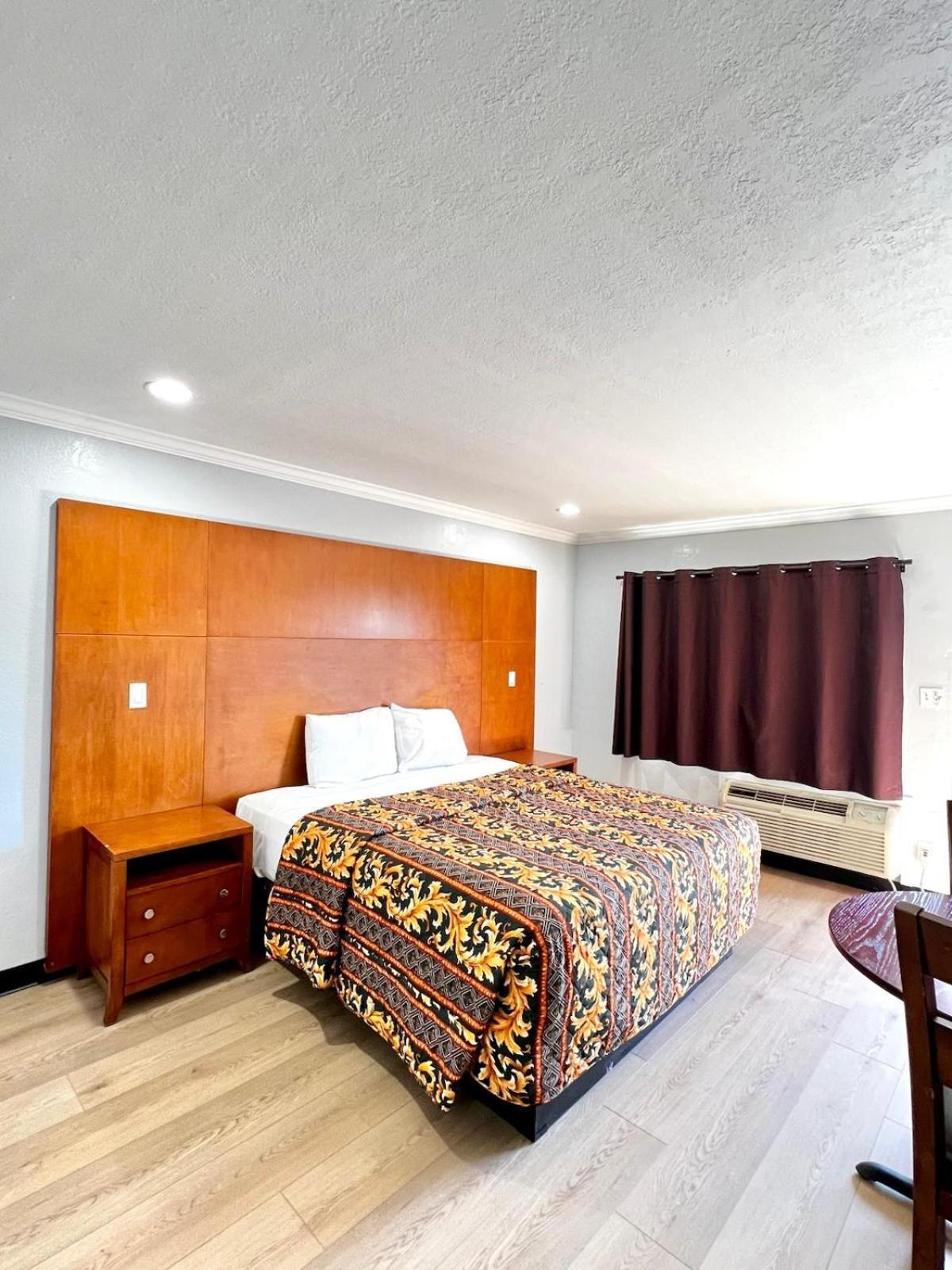 Aqua Inn Motel 艾尔蒙特 外观 照片
